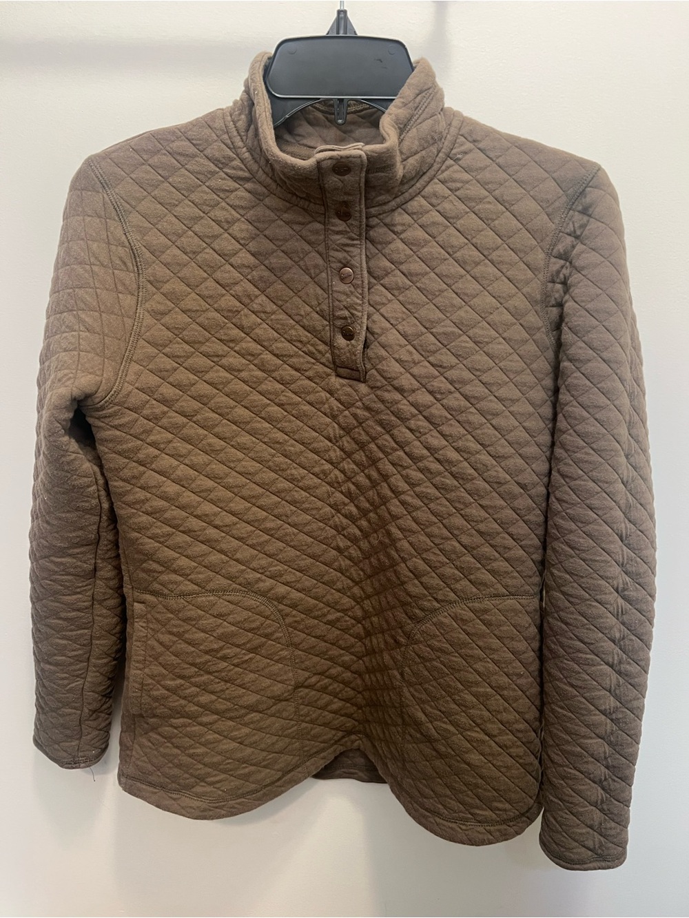Duluth Trading Co Quilted Pullover in Brown